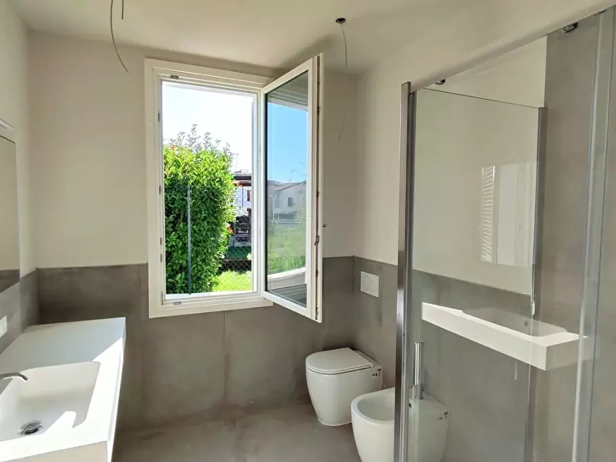 Immagine 12 di Villa in vendita  a San Miniato