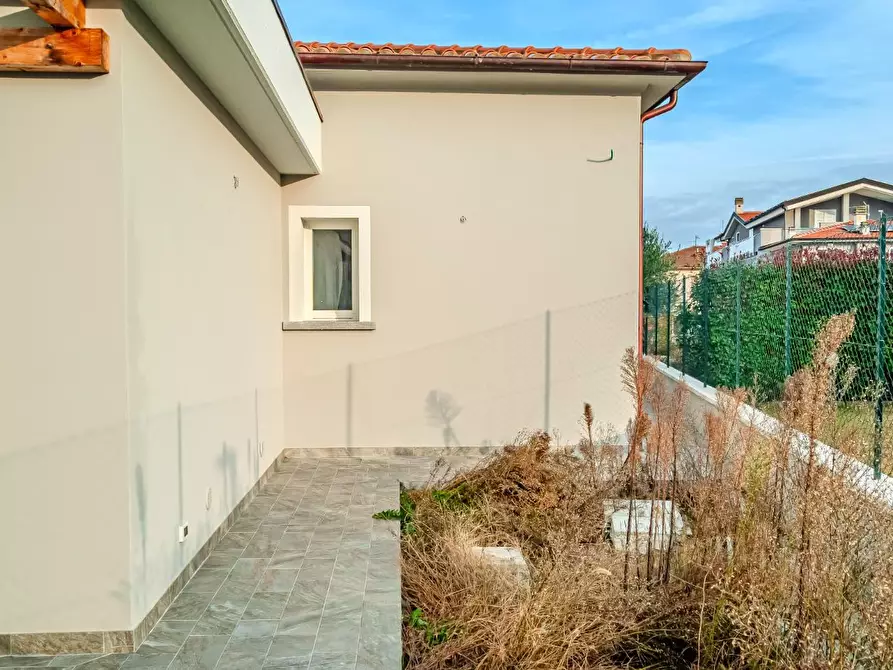 Immagine 12 di Villa in vendita  a San Miniato