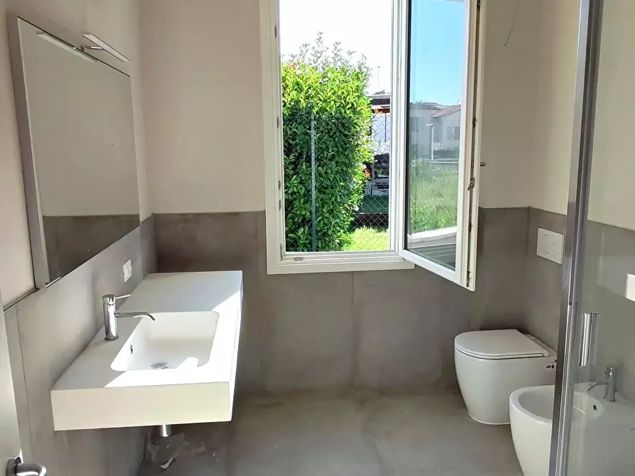 Immagine 11 di Villa in vendita  a San Miniato