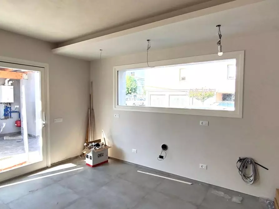 Immagine 4 di Villa in vendita  a San Miniato