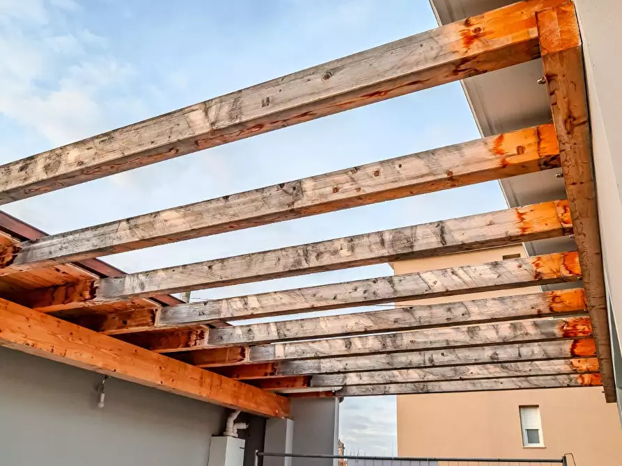 Immagine 17 di Villa in vendita  a San Miniato