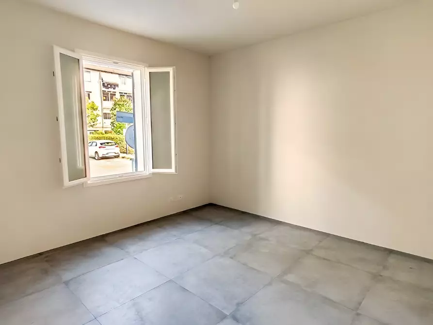 Immagine 5 di Villa in vendita  a San Miniato
