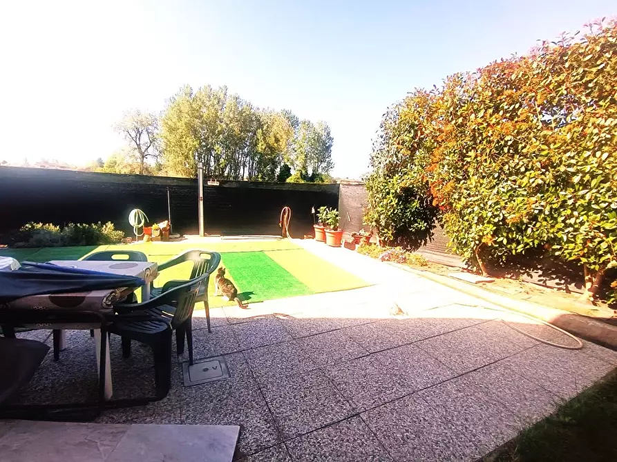 Immagine 62 di Villa in vendita  a Montignoso