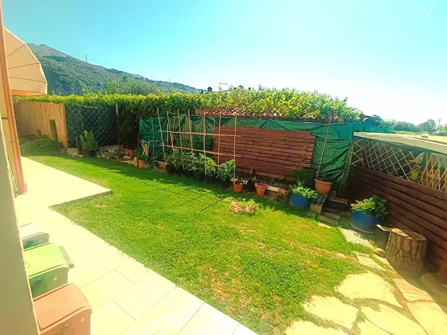 Immagine 68 di Villa in vendita  a Montignoso