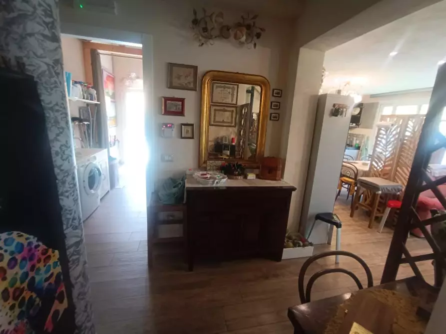 Immagine 12 di Villa in vendita  a Montignoso