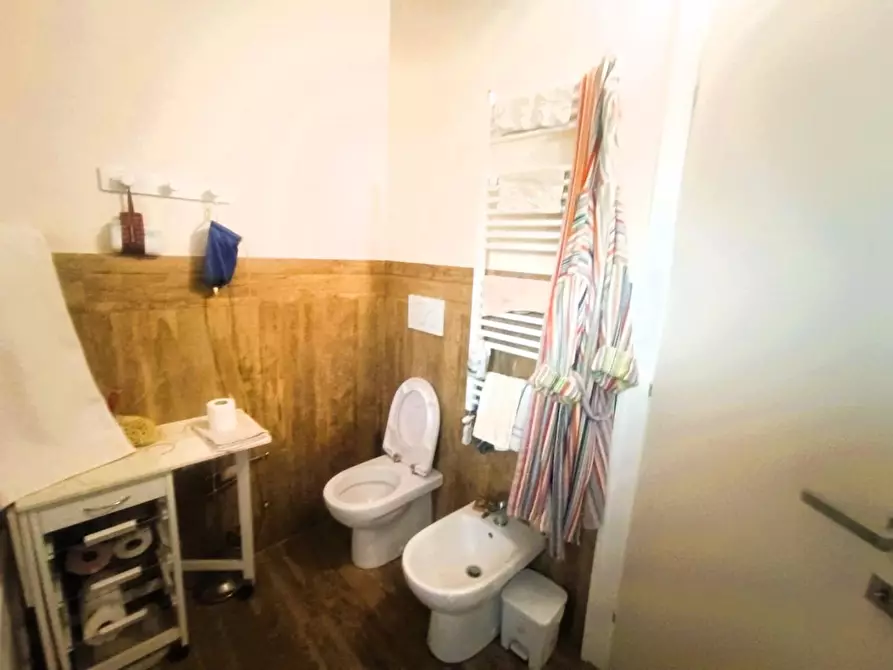 Immagine 27 di Villa in vendita  a Montignoso