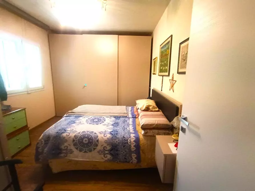 Immagine 16 di Villa in vendita  a Montignoso