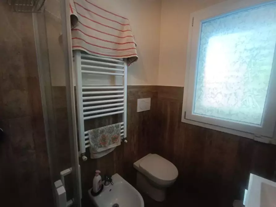 Immagine 20 di Villa in vendita  a Montignoso