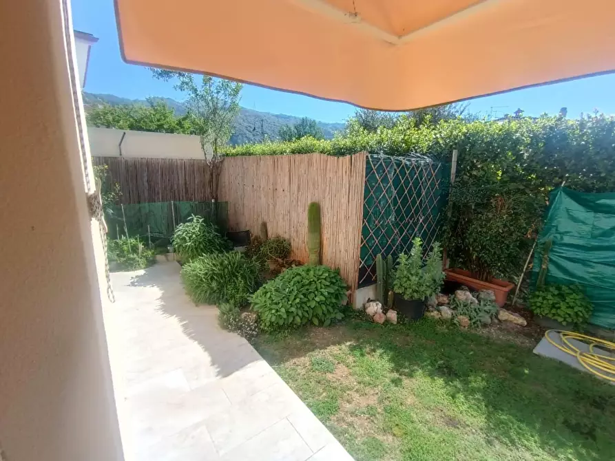 Immagine 72 di Villa in vendita  a Montignoso