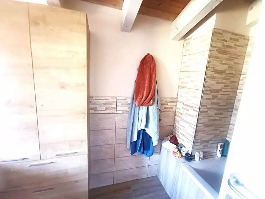 Immagine 54 di Villa in vendita  a Montignoso