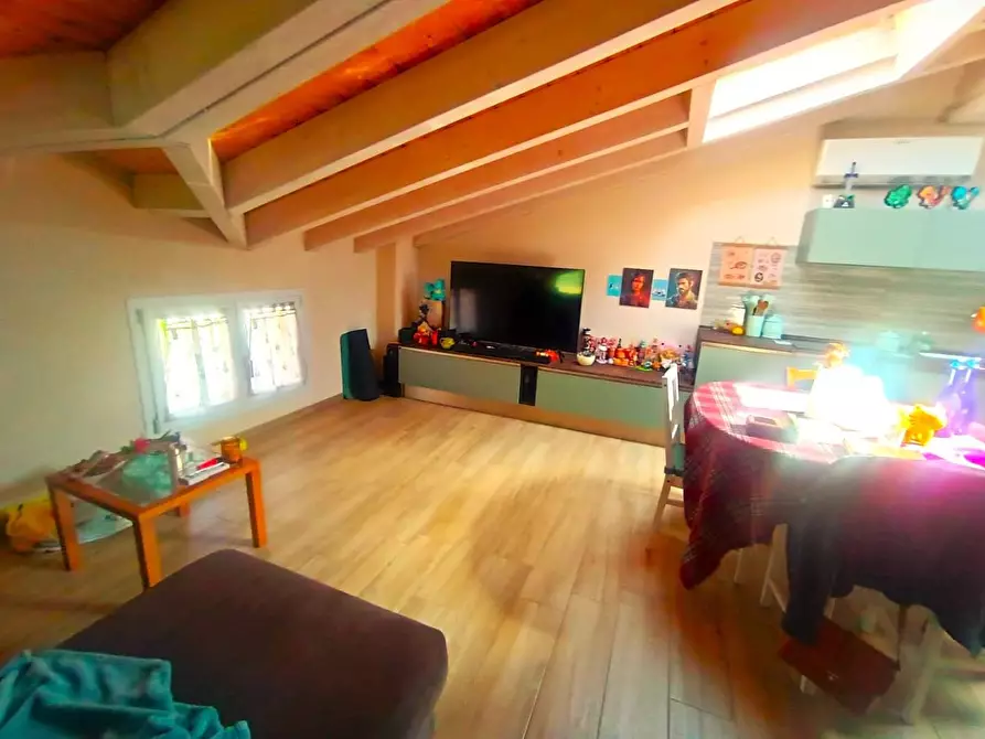 Immagine 39 di Villa in vendita  a Montignoso