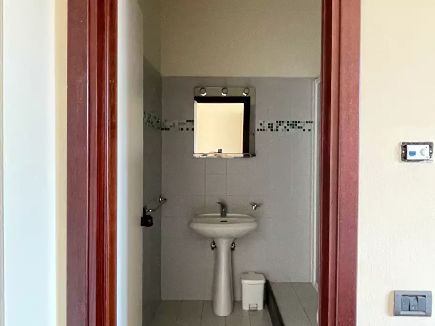 Immagine 18 di Ufficio in vendita  a San Miniato