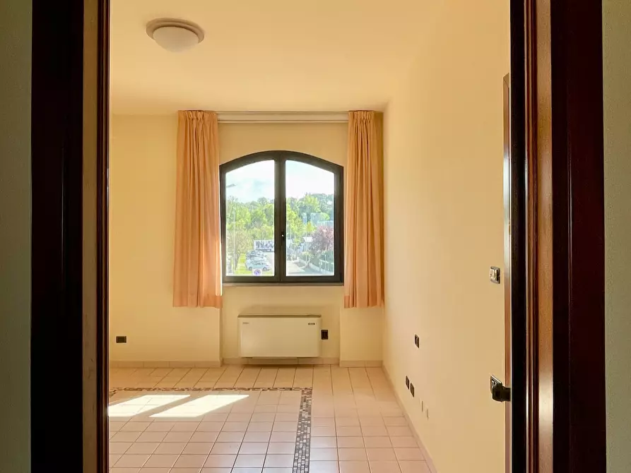 Immagine 13 di Ufficio in vendita  a San Miniato