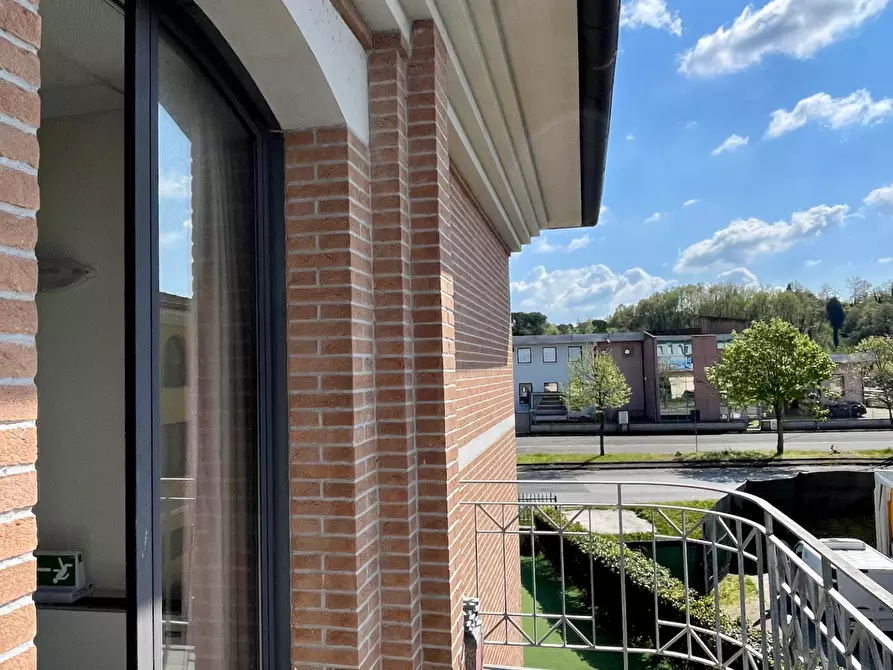 Immagine 11 di Ufficio in vendita  a San Miniato