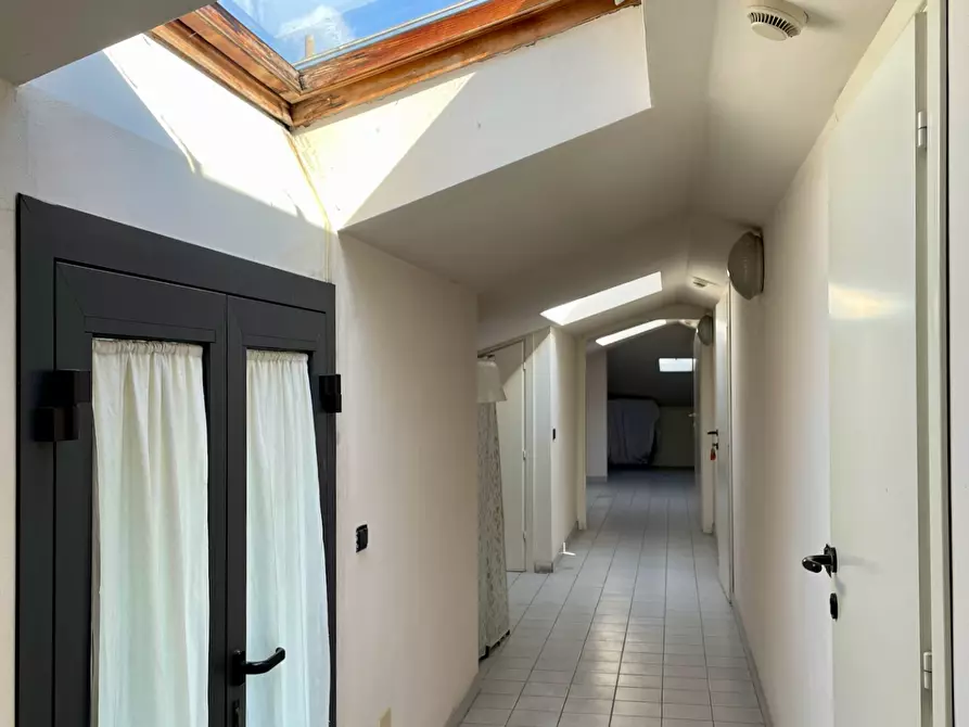 Immagine 34 di Ufficio in vendita  a San Miniato