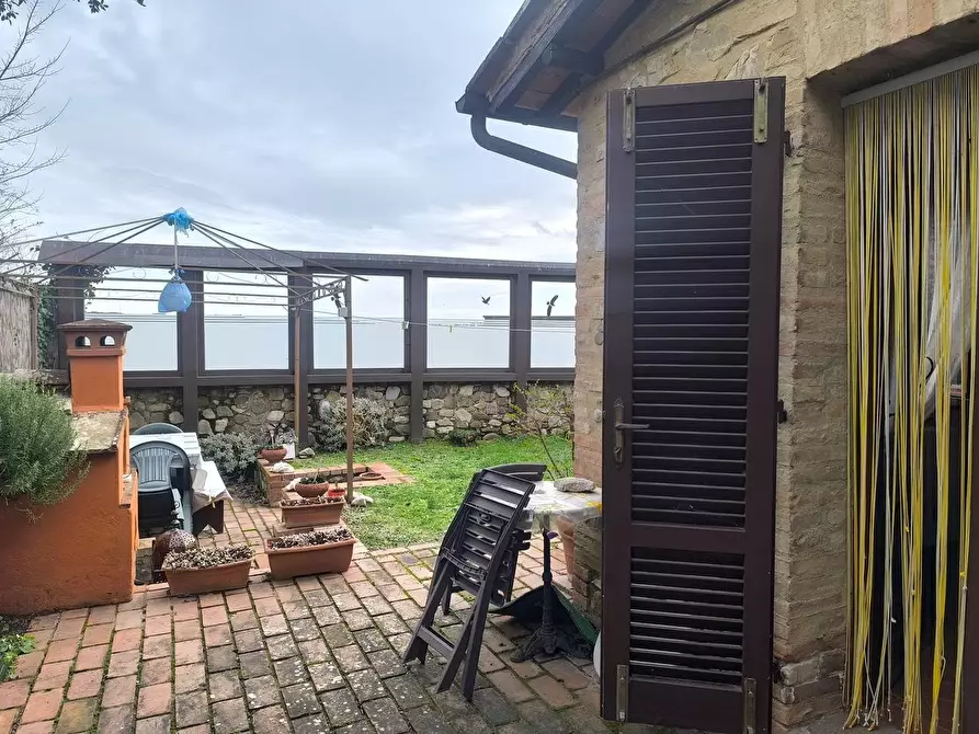 Immagine 22 di Appartamento in vendita  a Castelnuovo Berardenga