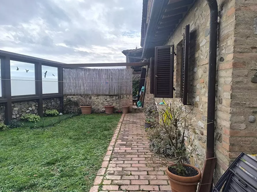 Immagine 23 di Appartamento in vendita  a Castelnuovo Berardenga