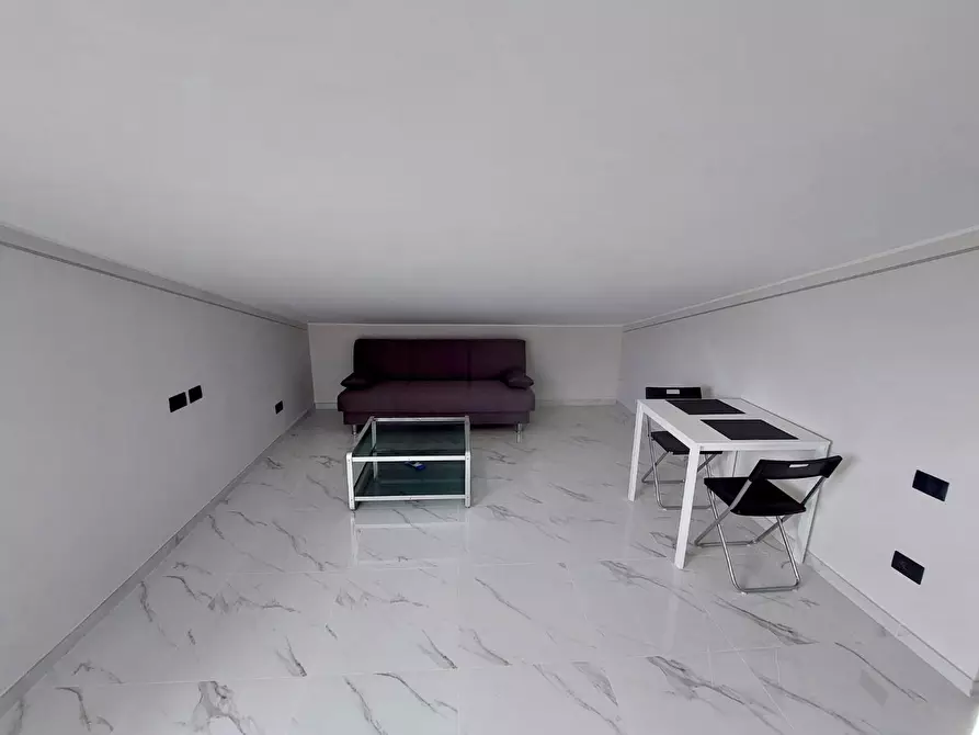 Immagine 6 di Appartamento in vendita  a Viareggio