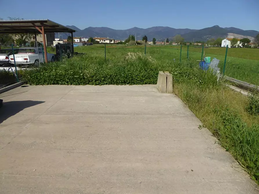 Immagine 17 di Appartamento in vendita  a Cascina