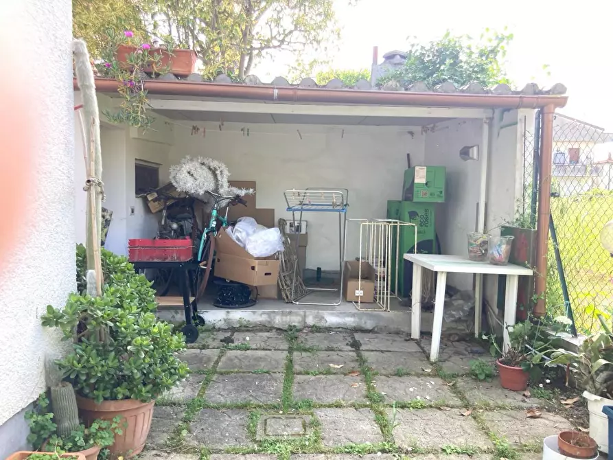 Immagine 34 di Casa bifamiliare in vendita  a Viareggio