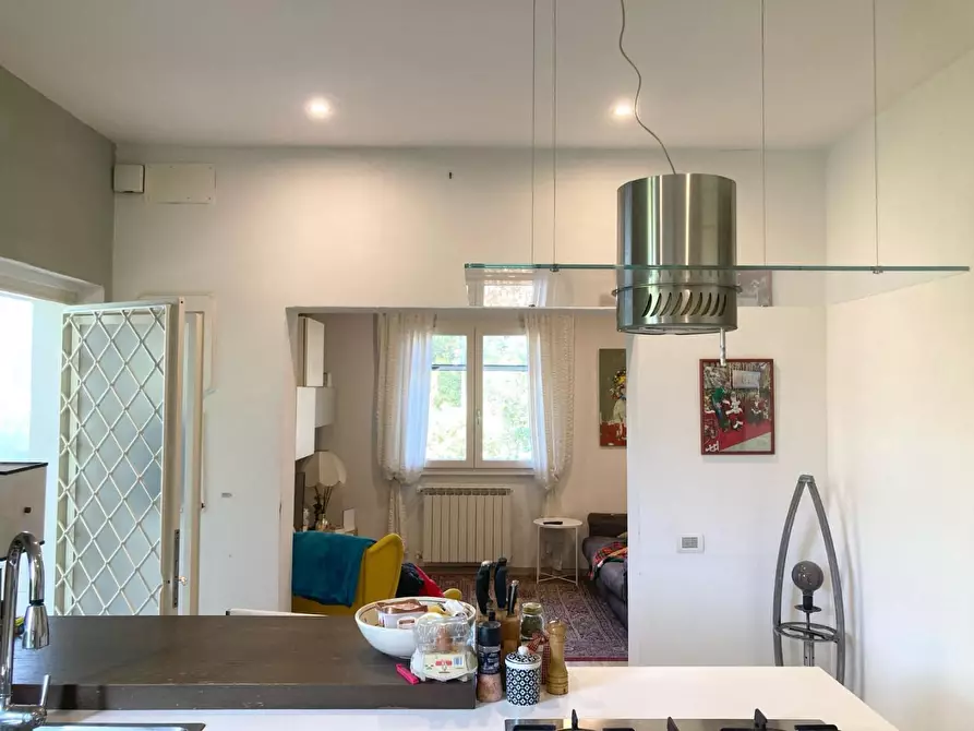 Immagine 20 di Casa bifamiliare in vendita  a Viareggio