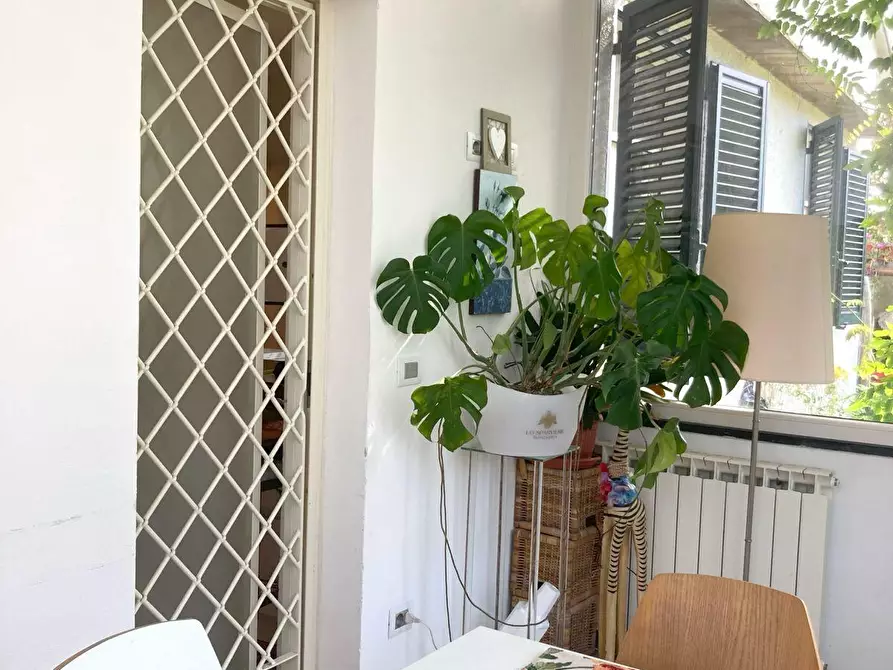 Immagine 17 di Casa bifamiliare in vendita  a Viareggio