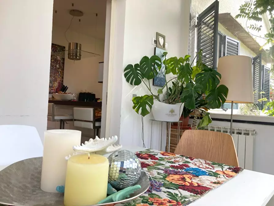 Immagine 13 di Casa bifamiliare in vendita  a Viareggio