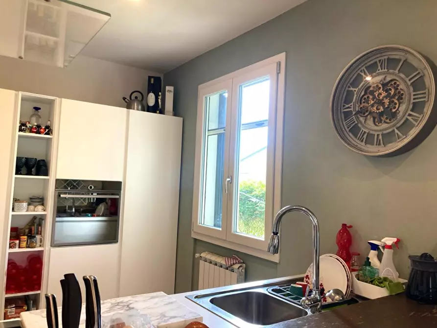 Immagine 9 di Casa bifamiliare in vendita  a Viareggio