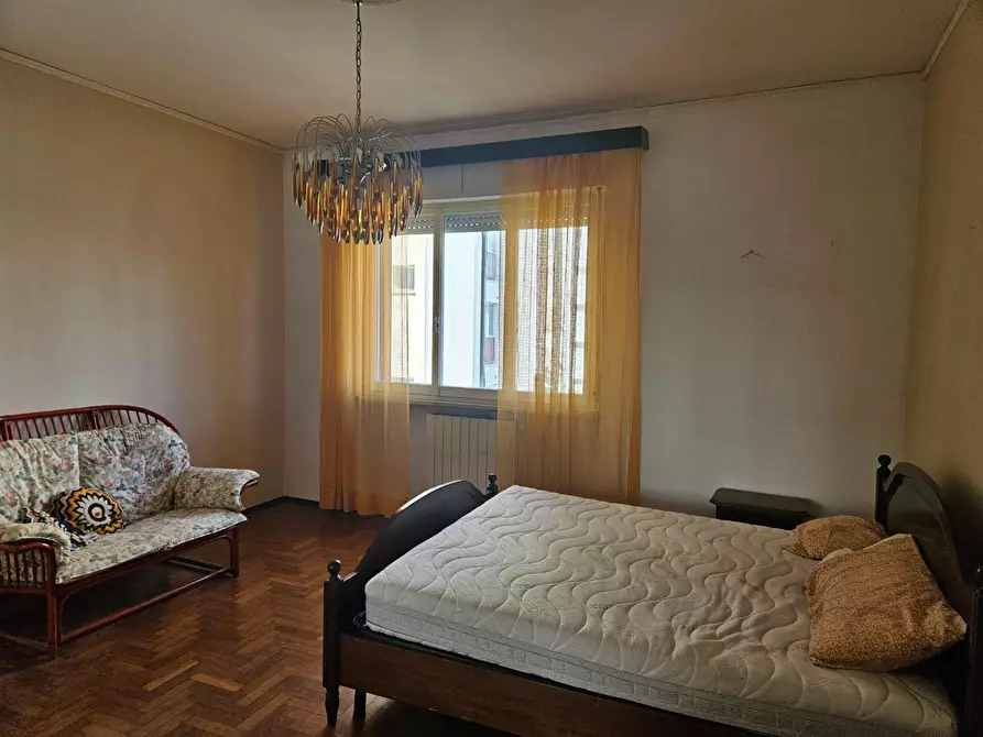 Immagine 9 di Appartamento in vendita  a Livorno