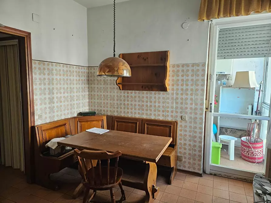 Immagine 2 di Appartamento in vendita  a Livorno