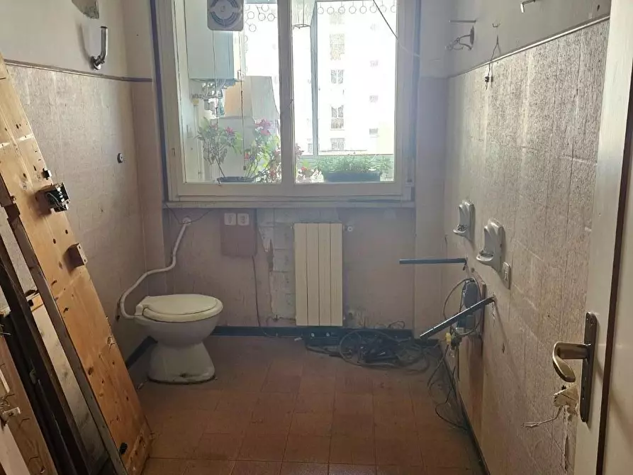 Immagine 8 di Appartamento in vendita  a Livorno