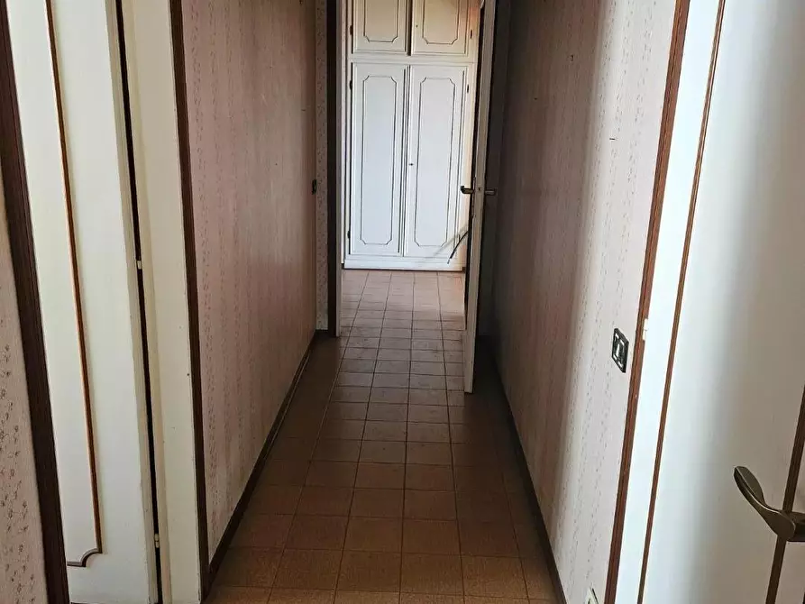 Immagine 13 di Appartamento in vendita  a Livorno