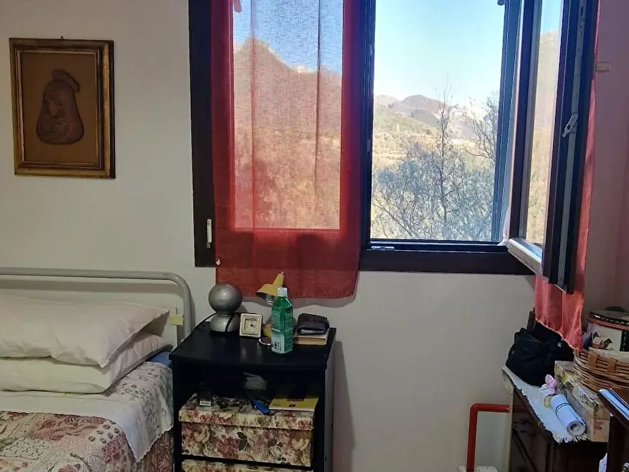 Immagine 4 di Appartamento in vendita  a Carrara