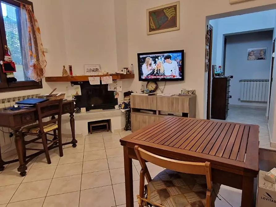 Immagine 25 di Appartamento in vendita  a Carrara