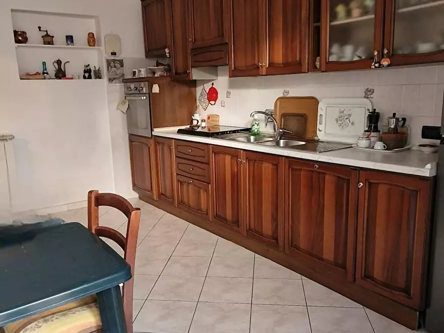 Immagine 30 di Appartamento in vendita  a Carrara