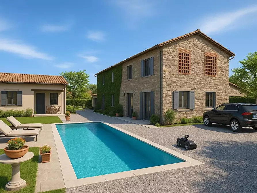 Immagine 1 di Casa colonica in vendita  a Pietrasanta