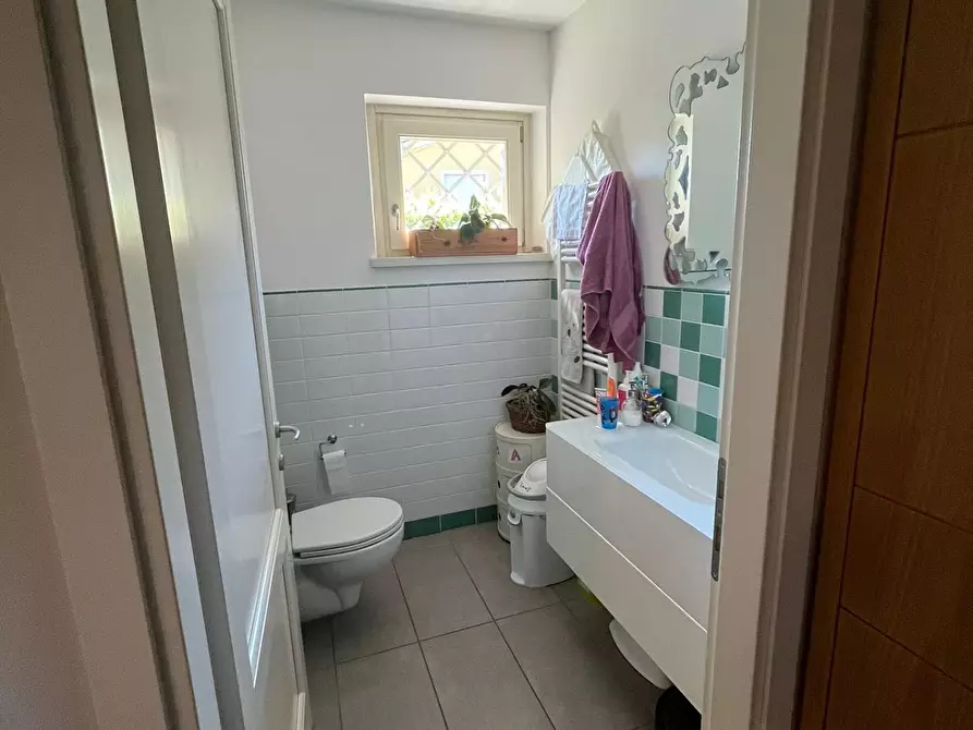 Immagine 29 di Casa bifamiliare in vendita  a Capannori