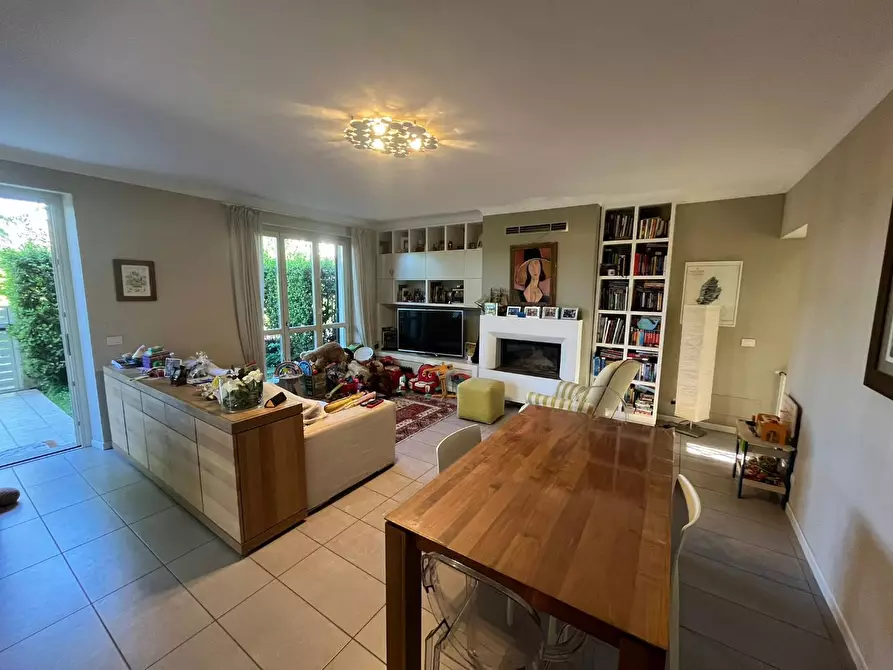 Immagine 6 di Casa bifamiliare in vendita  a Capannori