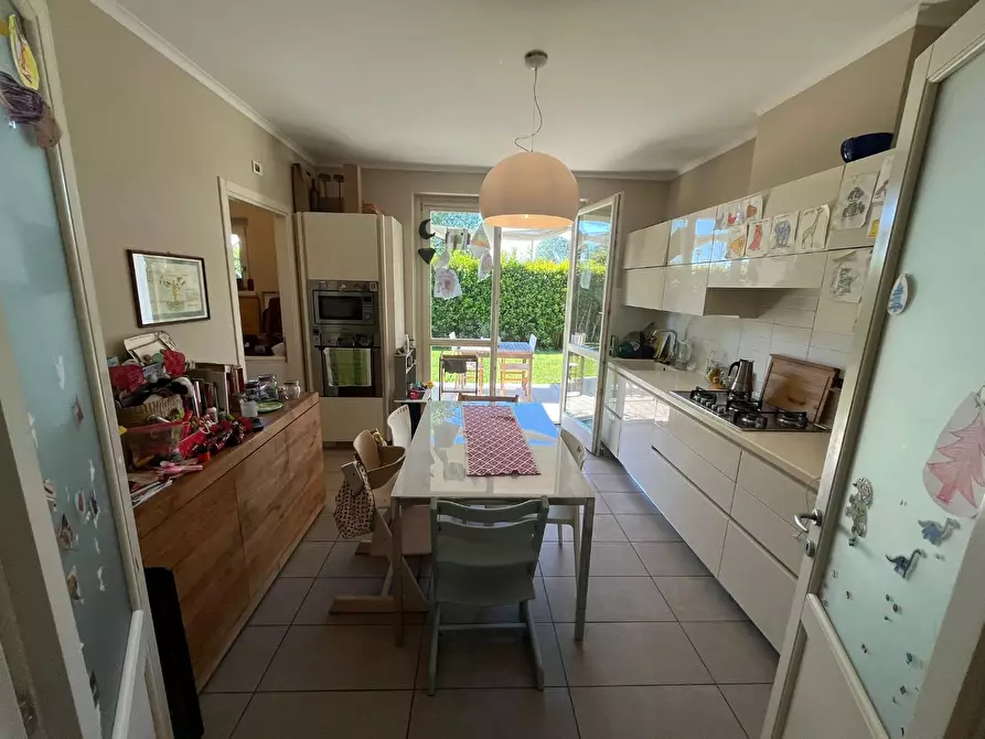 Immagine 9 di Casa bifamiliare in vendita  a Capannori