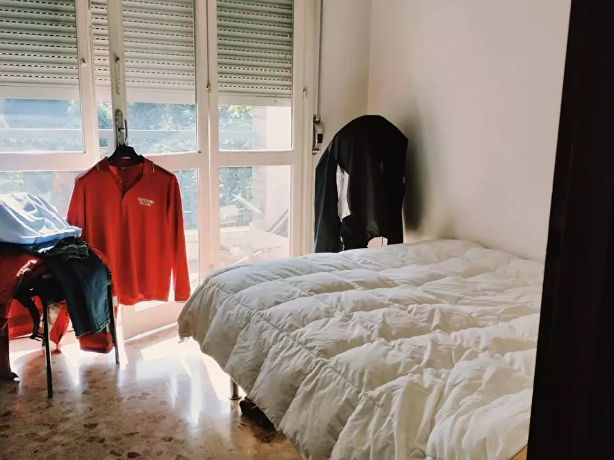 Immagine 17 di Appartamento in vendita  a Reggio Nell'emilia