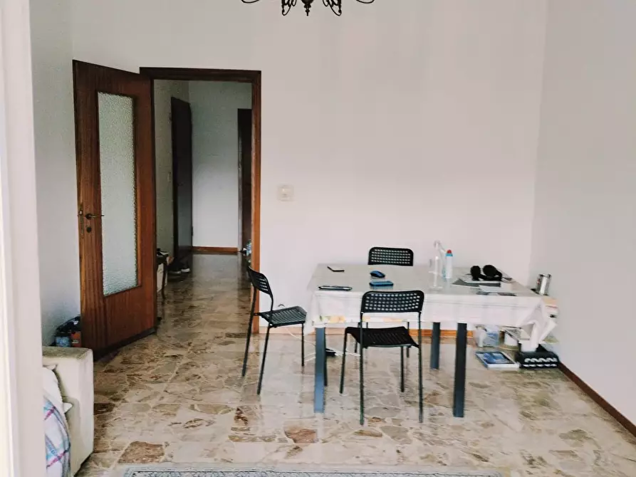 Immagine 6 di Appartamento in vendita  a Reggio Nell'emilia