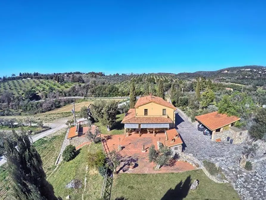 Immagine 3 di Villa in vendita  a Campiglia Marittima