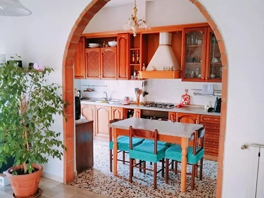 Immagine 8 di Appartamento in vendita  a Massa