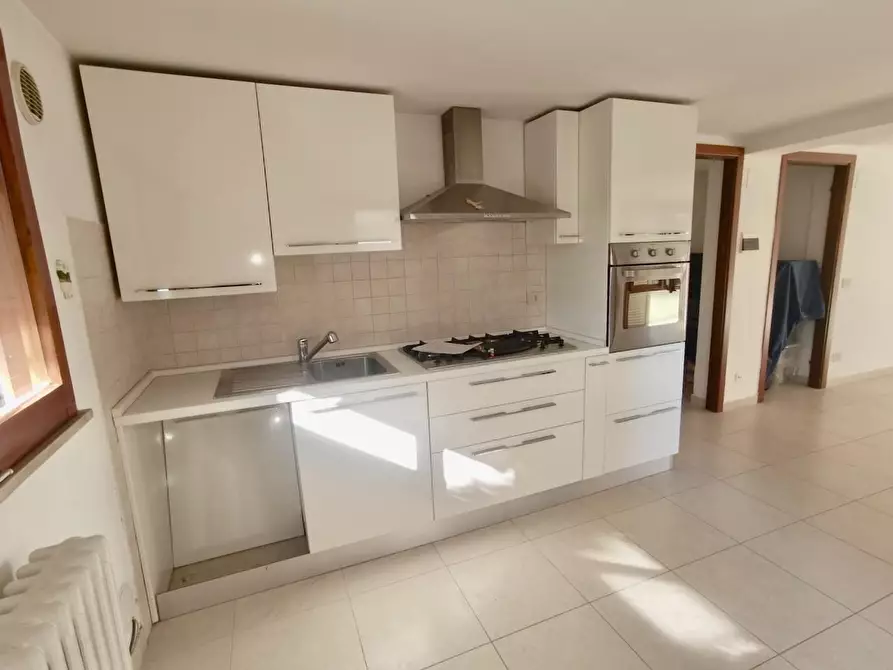 Immagine 3 di Ufficio in vendita  a Pisa