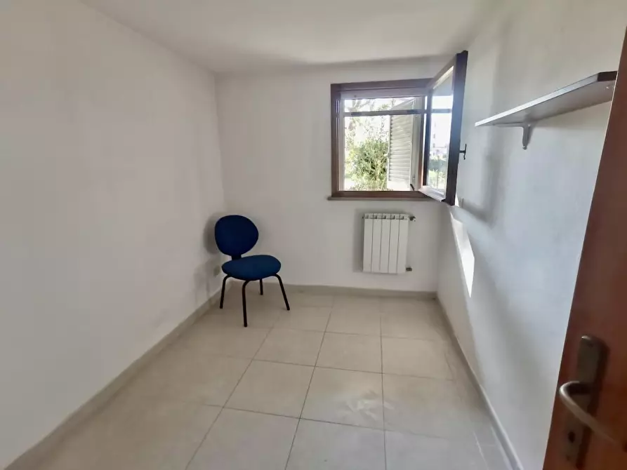 Immagine 20 di Ufficio in vendita  a Pisa