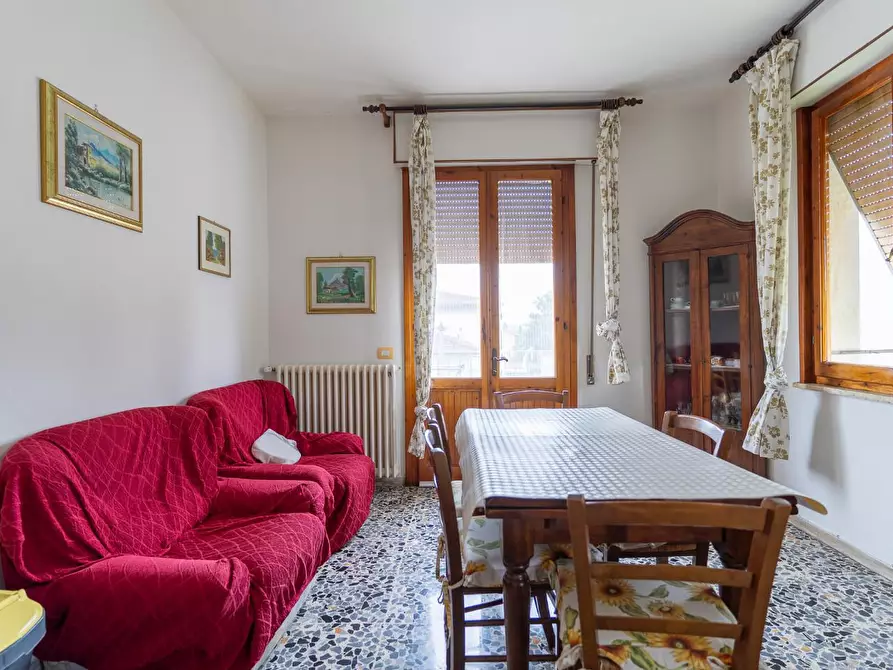 Immagine 1 di Appartamento in affitto  a Vinci