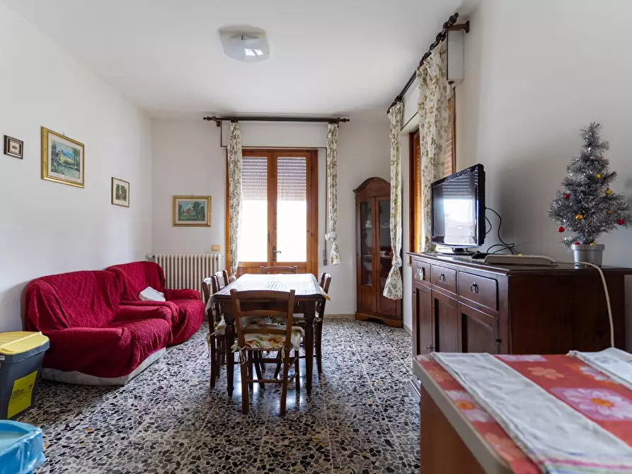 Immagine 5 di Appartamento in affitto  a Vinci