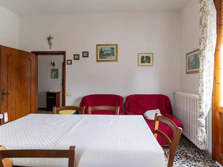 Immagine 2 di Appartamento in affitto  a Vinci