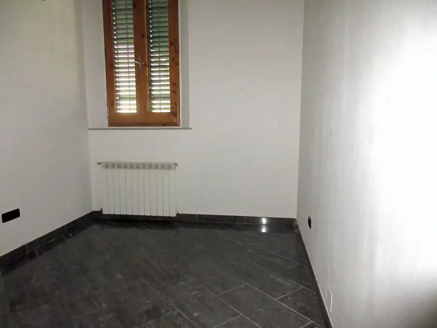 Immagine 7 di Appartamento in vendita  a Empoli