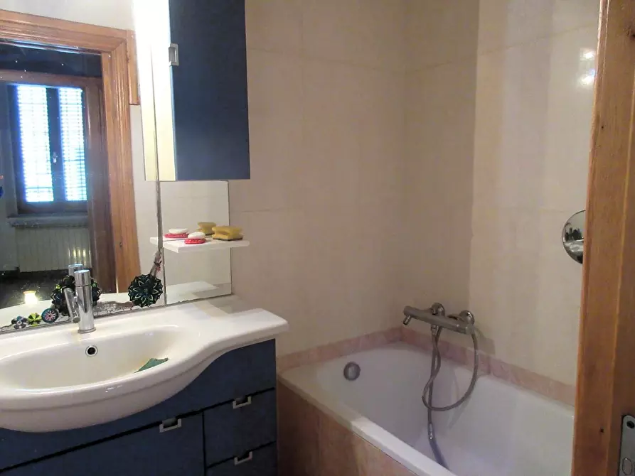 Immagine 10 di Appartamento in vendita  a Empoli